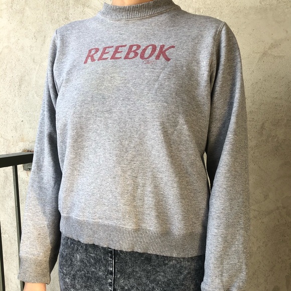 Vintage Reebok Crew Neck - Picture 2 of 2